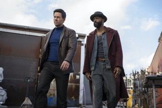 Mark Wahlberg en LaKeith Stanfield in Play Dirty