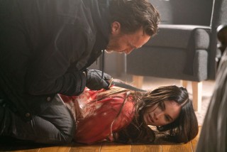 Callan Mulvey en Megan Fox in Till Death