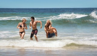 James Frecheville, Naomi Watts en Xavier Samuel in Two Mothers