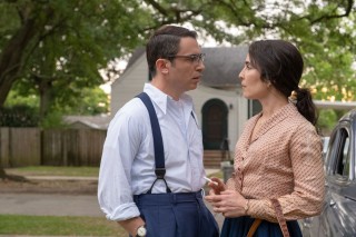 Chris Messina en Noomi Rapace in The Secrets We Keep