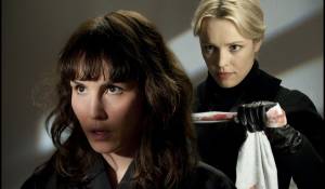 Passion: Noomi Rapace (Isabelle James) en Rachel McAdams (Christine) Passion: Noomi Rapace (Isabelle James) en Rachel McAdams (Christine)