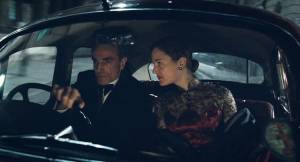 Phantom Thread: Daniel Day-Lewis (Reynolds Woodcock) en Vicky Krieps (Alma) Phantom Thread: Daniel Day-Lewis (Reynolds Woodcock) en Vicky Krieps (Alma)