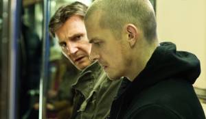 Run All Night: Liam Neeson (Jimmy Conlon) en Joel Kinnaman (Mike Conlon) Run All Night: Liam Neeson (Jimmy Conlon) en Joel Kinnaman (Mike Conlon)