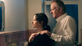 Andrea Bræin Hovig en Stellan Skarsgård in Hope Andrea Bræin Hovig en Stellan Skarsgård in Hope