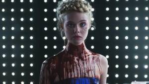 The Neon Demon: Elle Fanning (Jesse) The Neon Demon: Elle Fanning (Jesse)