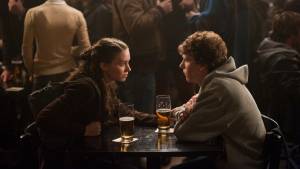 The Social Network: Jesse Eisenberg (Mark Zuckerberg) en Rooney Mara (Erica) The Social Network: Jesse Eisenberg (Mark Zuckerberg) en Rooney Mara (Erica)