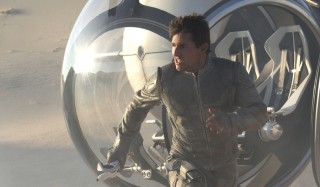 Tom Cruise in Oblivion