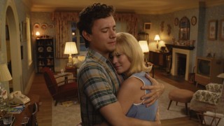 Tom Hanks en Robin Wright in Here