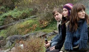 Your Sister's Sister: Mark Duplass (Jack), Emily Blunt (Iris) en Rosemarie DeWitt (Hannah) Your Sister's Sister: Mark Duplass (Jack), Emily Blunt (Iris) en Rosemarie DeWitt (Hannah)