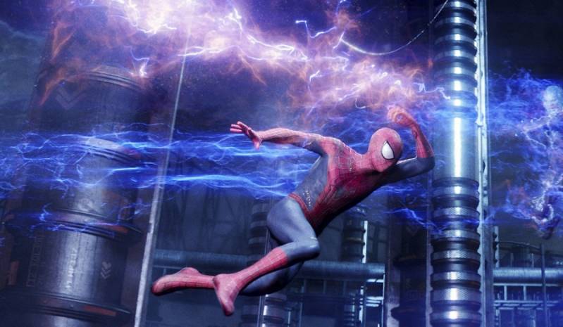 Still uit The Amazing Spider-Man 2. Hier speelt Andrew Garfield de hoofdrol.