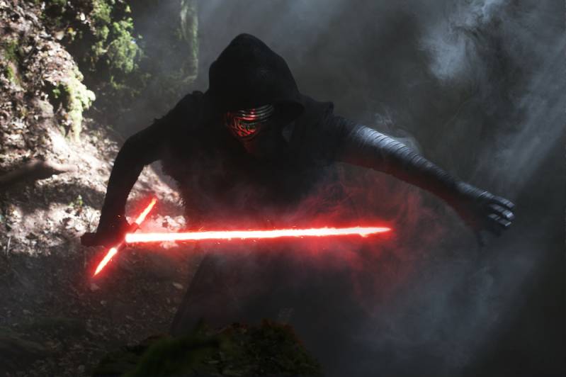 Star Wars: The Force Awakens..Kylo Ren (Adam Driver)..Ph: David James..?Lucasfilm 2015