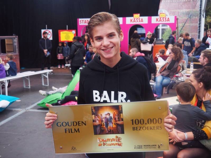 Acteur Leendert de Ridder kreeg de award vanmiddag (22-10-2017) tijdens Cinekid uitgereikt © 2017 De Gouden Film wordt uitgereikt door het Nederlands Filmfonds