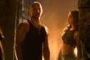 Vin Diesel en Deepika Padukone in xXx: Return of Xander Cage (c) 2017