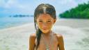 Arzanna, een vijf jaar oude kind van de Bajau-volk (c) 2020 Alizee Serena | Apple TV +