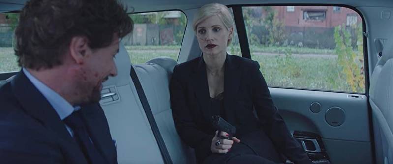 Ioan Gruffudd en Jessica Chastain in Ava (2020)