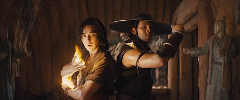 Ludi Lin and Max Huang in Mortal Kombat (2021)