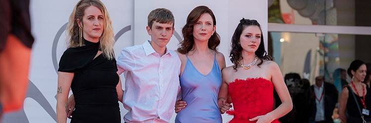 Premiere Holly (c) 2023 Angela Otten