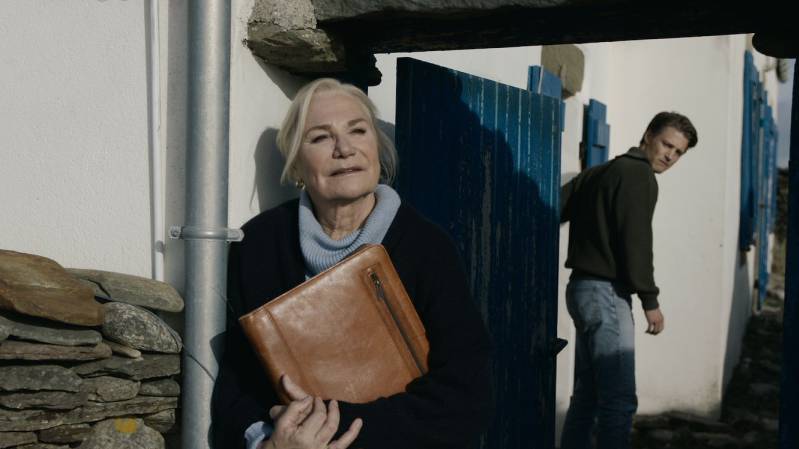 Monique van de Ven geëerd op Film by the Sea