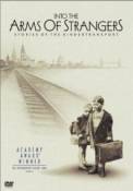 Into the Arms of Strangers: Stories of the Kindertransport (2000)